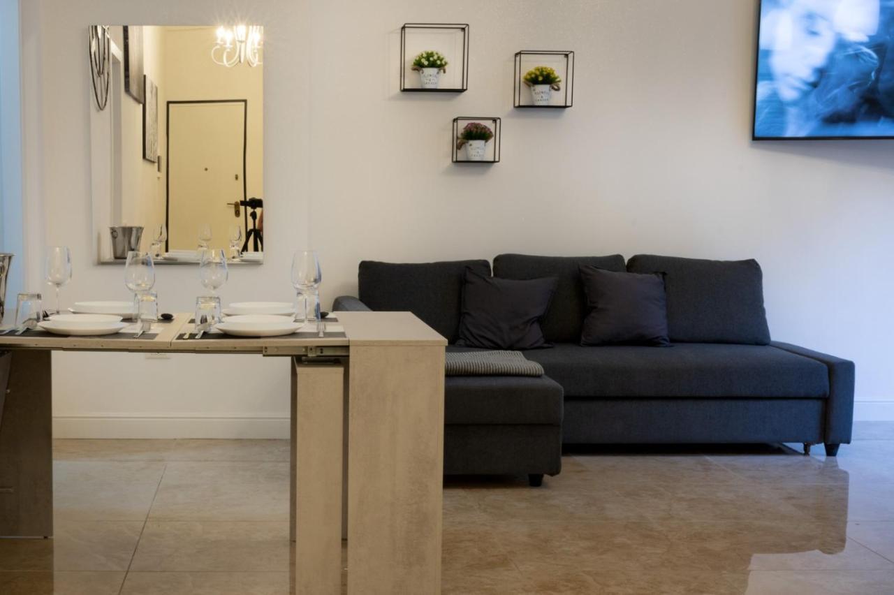 San Babila - Luxury Milanese Apartment Εξωτερικό φωτογραφία